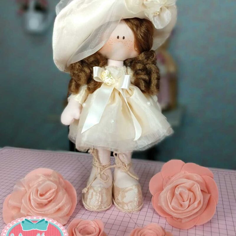 Elizabeth - Delicada Online