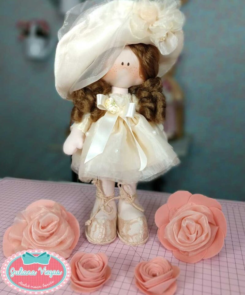 Elizabeth - Delicada Online