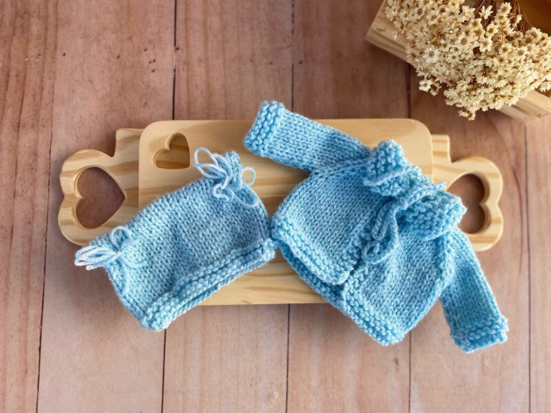 CASAQUINHO COM TOUQUINHA BICHINHOS.–  TRICOT.