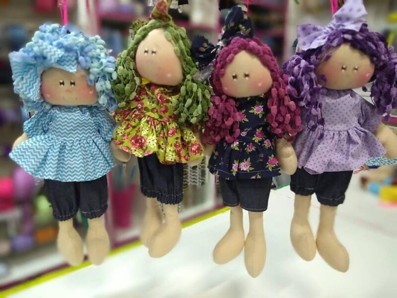 BONECAS POMPOM - PROJETO ONLINE